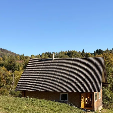 Будинок відпочинку поза зоною , Carpathian Mountain House